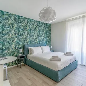 Italianway - The B Village New Apartment